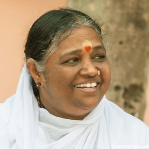 amritayoga.com_10-Apr_Experiences_My Experience Meeting Amma